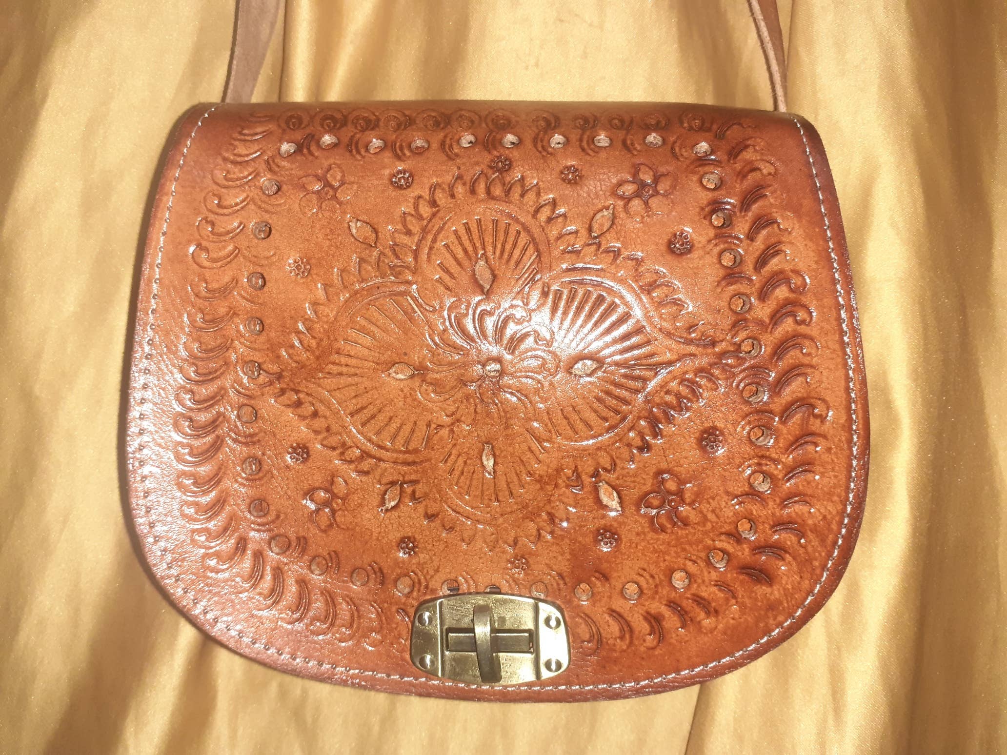 Bolso redondo click Fez